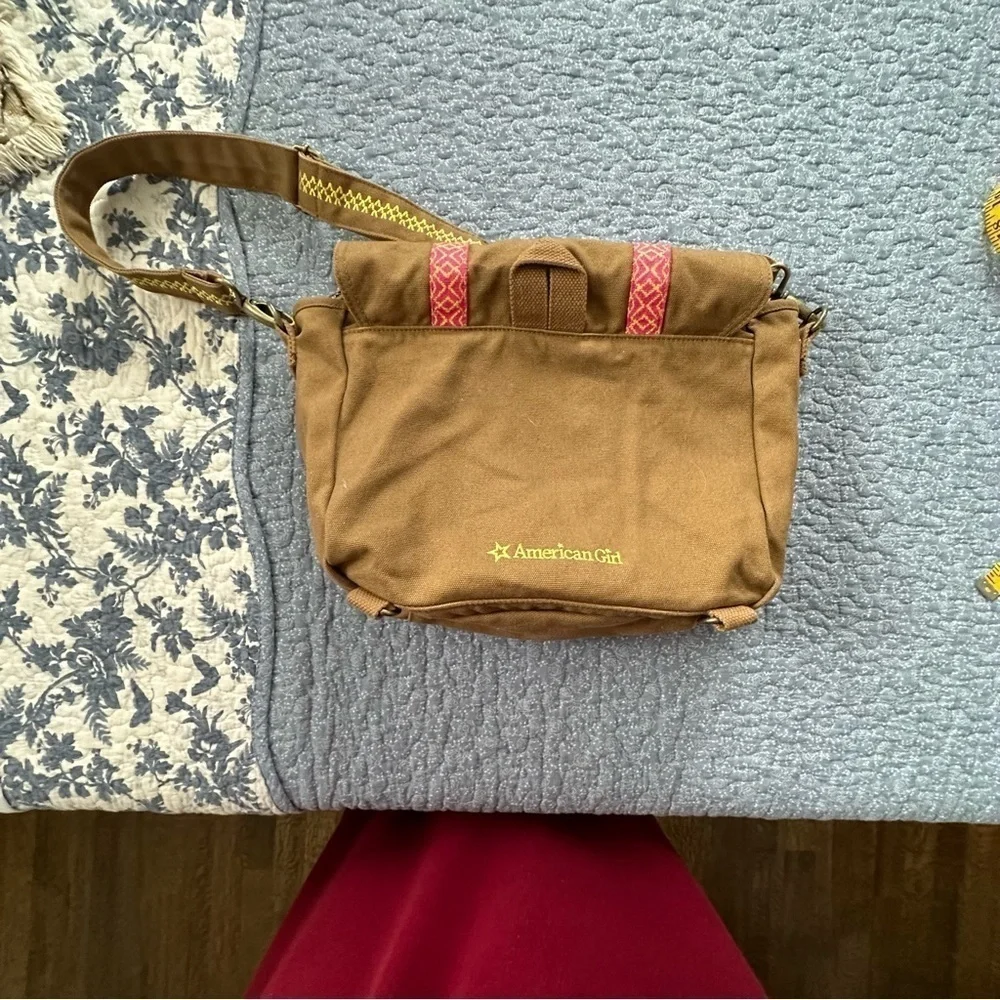 American Girl Bag Lea Clark Canvas Messenger Bag Tote